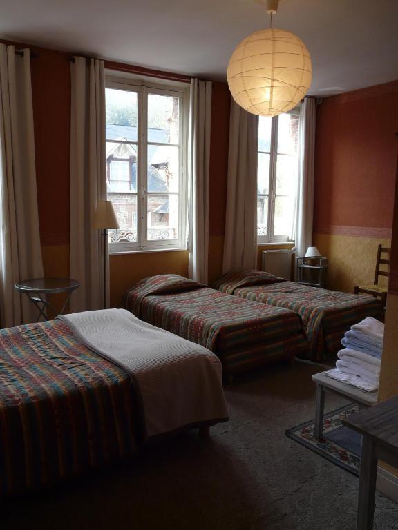 Hotel Henri IV Saint-Valery-en-Caux Δωμάτιο φωτογραφία